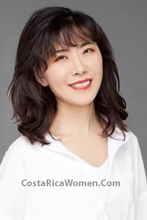 223484 - Hongyan Age: 43 - China