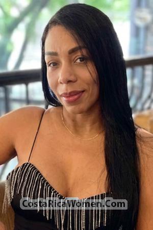 227379 - Julia Age: 41 - Colombia